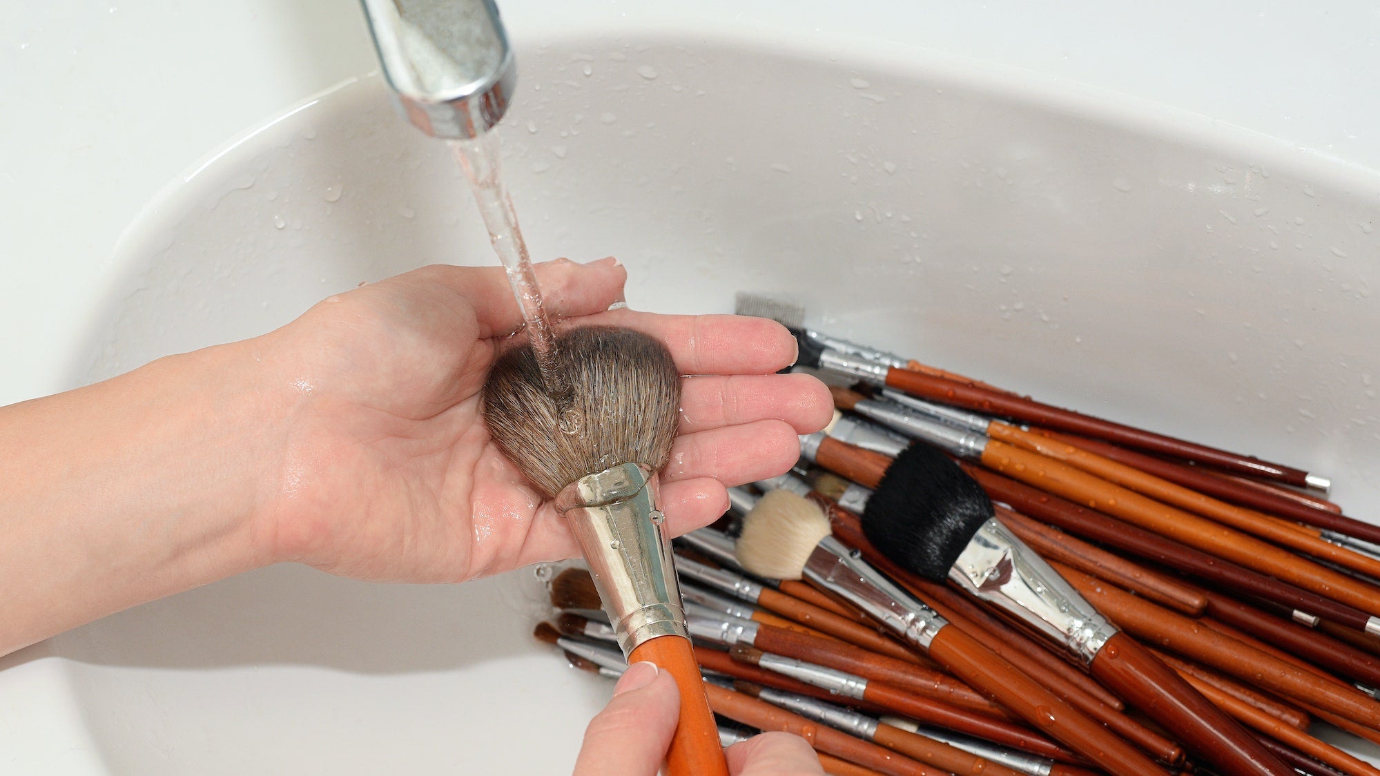 How to Clean Your Makeup Brushes (and How Often You Should Do It)